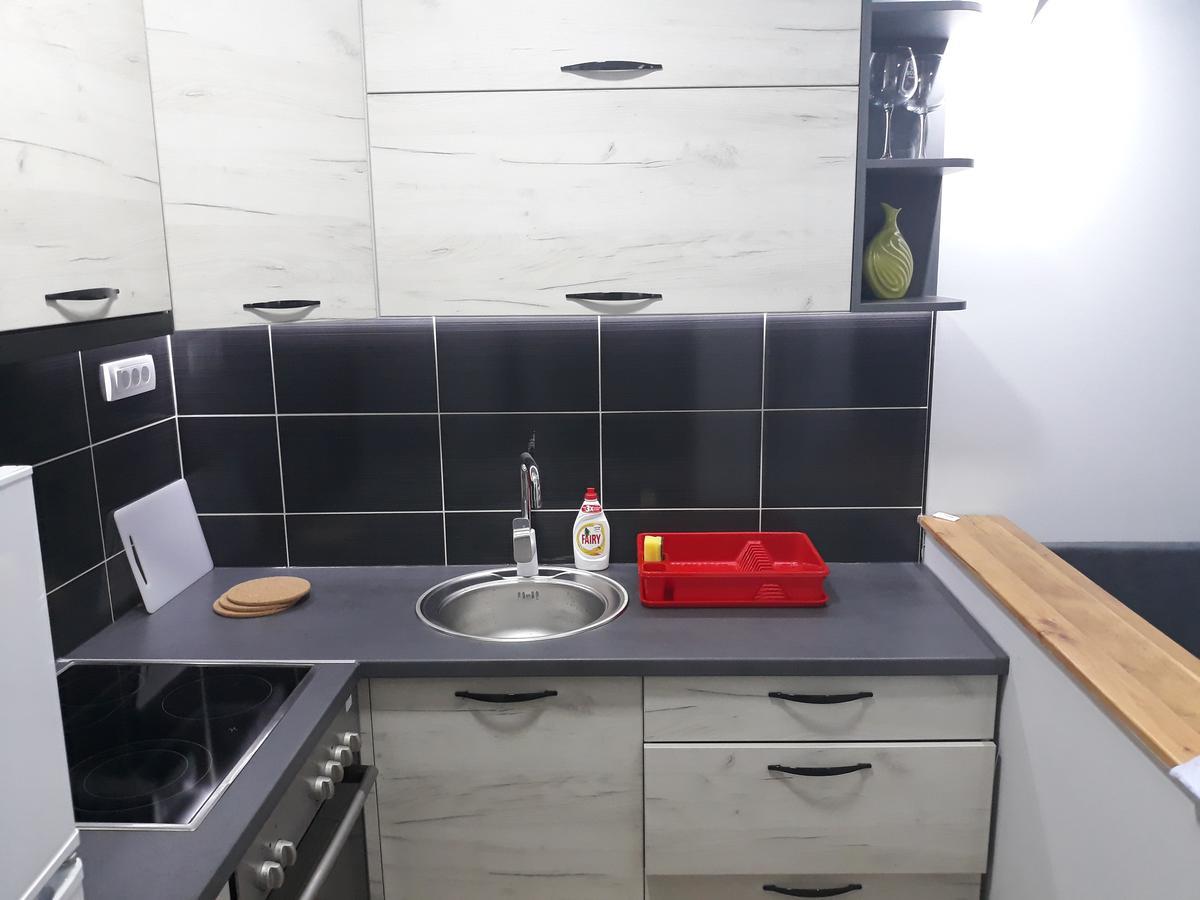 Apartment Azzuro 2 Novi Sad Luaran gambar
